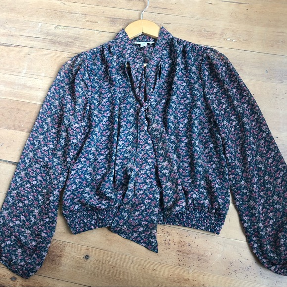 American Eagle Floral Tie Front Floral Button Dwn Blouse Smocked Waist Top Sz S - Picture 12 of 14